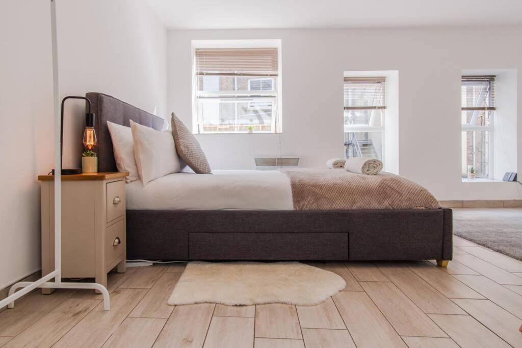 Studio ✧ High Street - Bournemouth Apartment Екстериор снимка