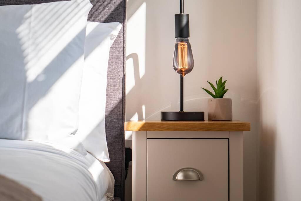 Studio ✧ High Street - Bournemouth Apartment Екстериор снимка