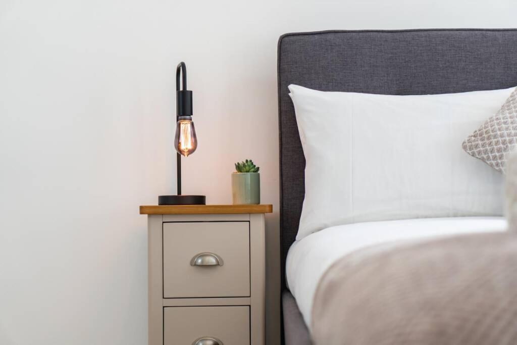 Studio ✧ High Street - Bournemouth Apartment Екстериор снимка